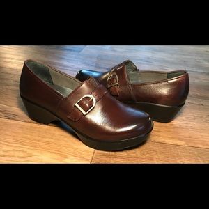 DANSKO Jane Clogs Leather Brown Size 5.5-6 U.S.